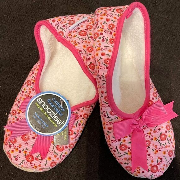NWT Snoozies Corduroy‎ Floral Ballet Flats - Picture 1 of 2